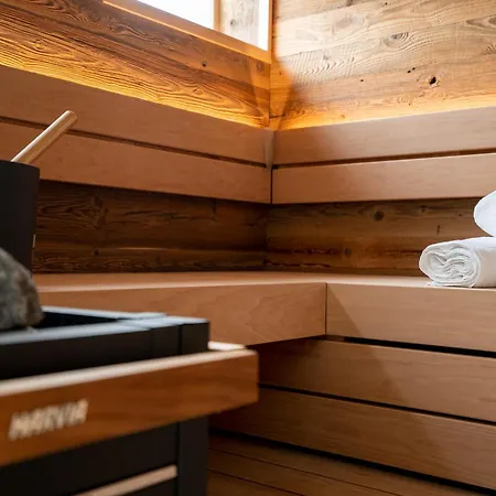 Ostseecamp One Nineteen, Mit Motorradgarage