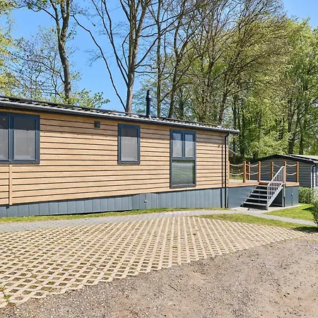 Koje 119, Mit Zweirad-garage