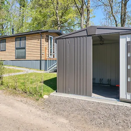 Koje 119, Mit Zweirad-garage Prázdninový dům *